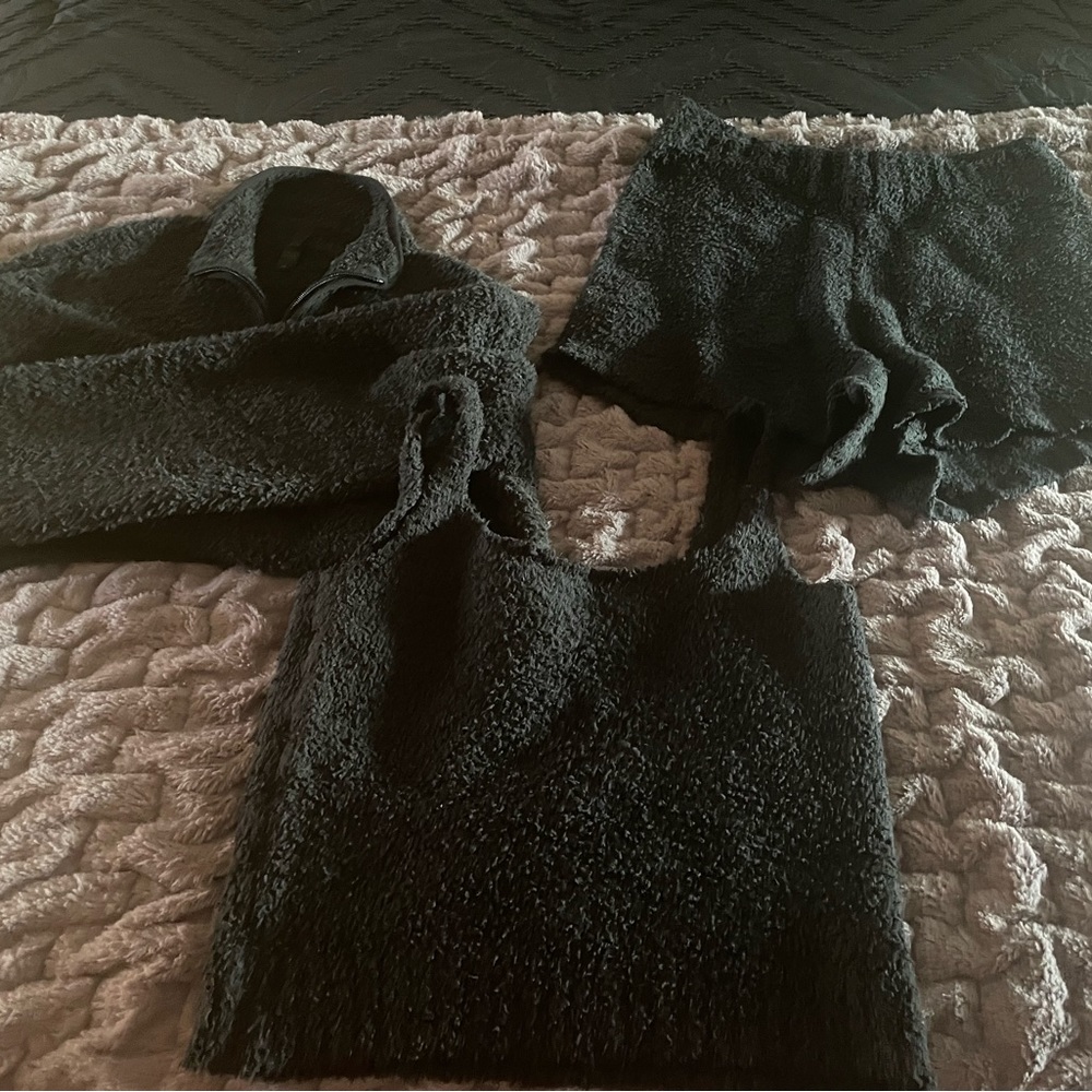 SKIMS Cozy Collection Short Set
